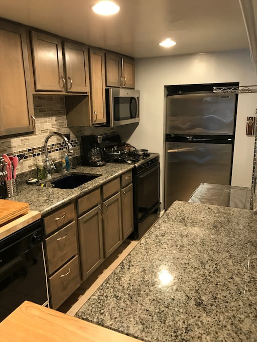 Full Kitchen