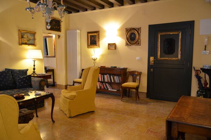 Venezia-Palazzo della Sensa gallery image 3