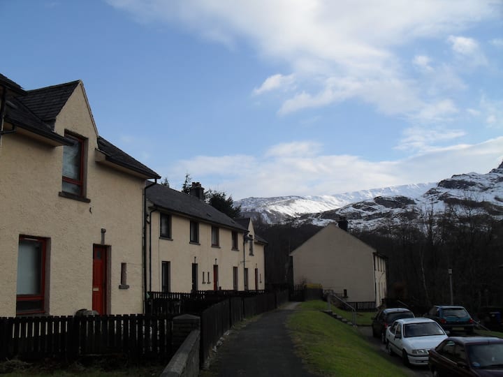 Great views over Kinlochleven Houses for Rent in Kinlochleven