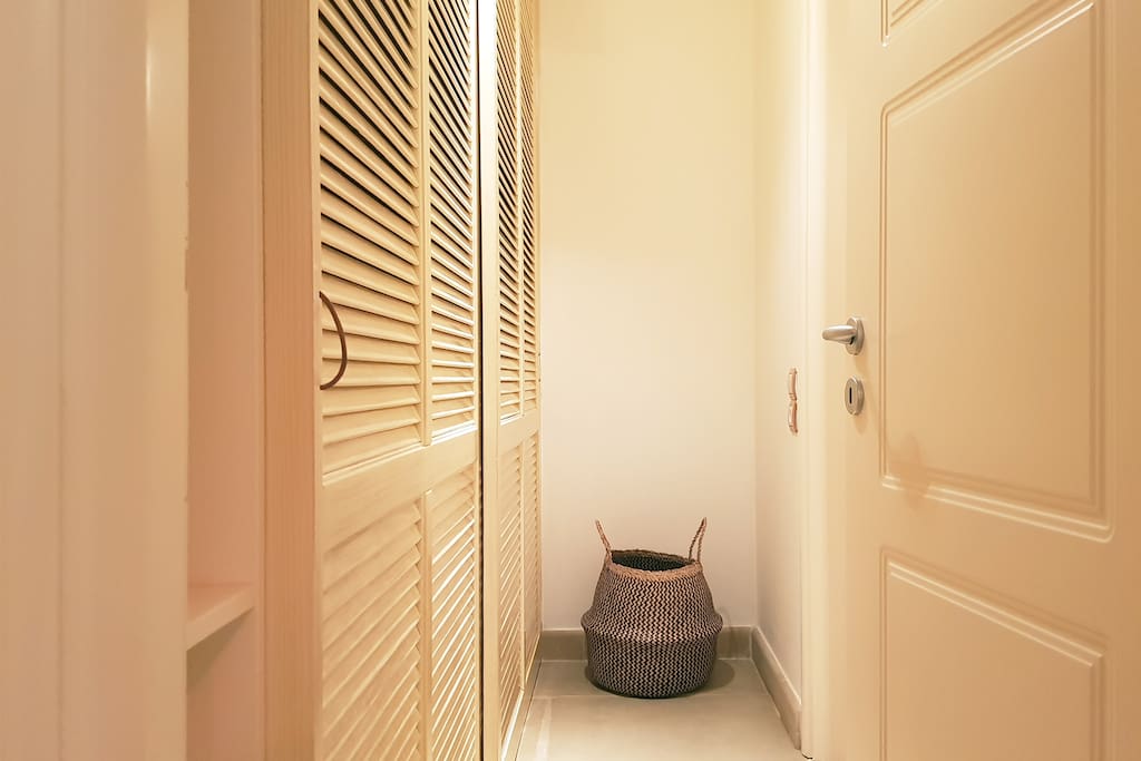 Walk-in closet
