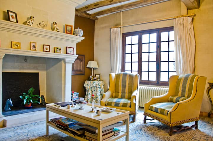 An En-suite Room With A View On Rue Rabelais - Langeais