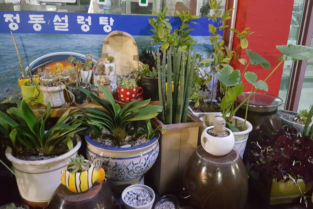 1층 입구에 있는 휴게공간
