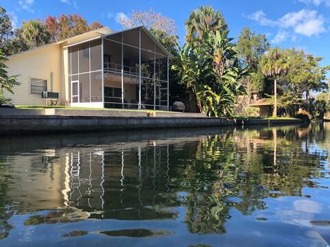 The Otter House - Wild view and King's Bay access!