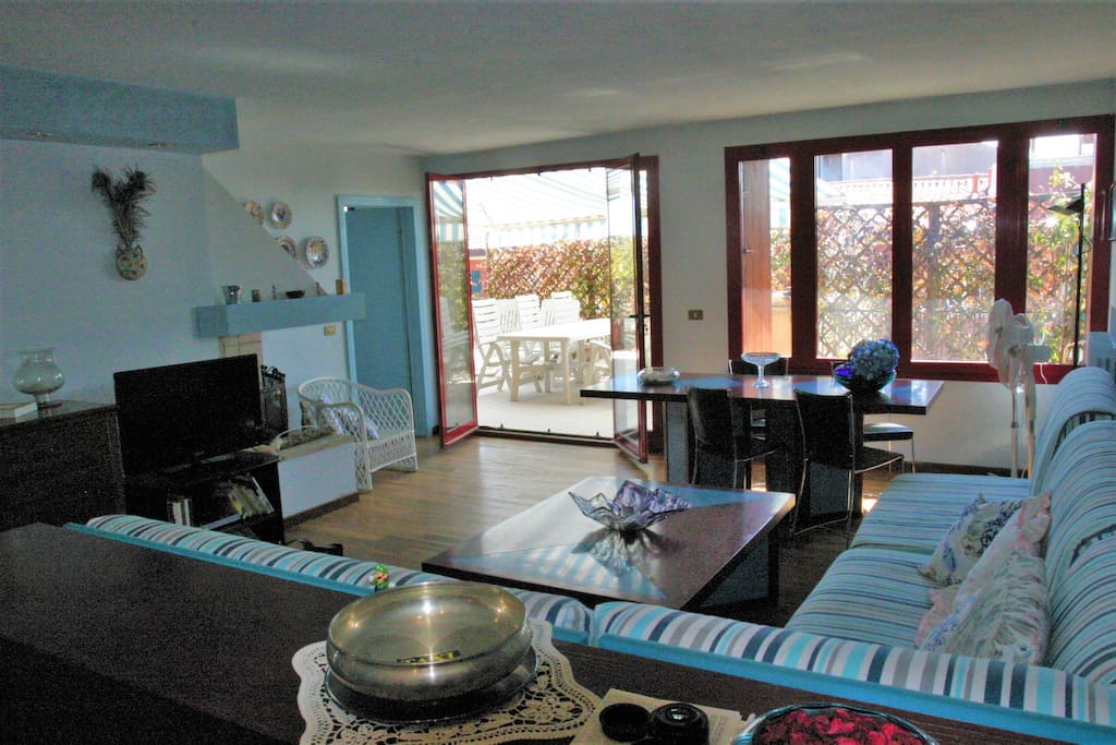 Lounge Room, Salotto e Terrazza