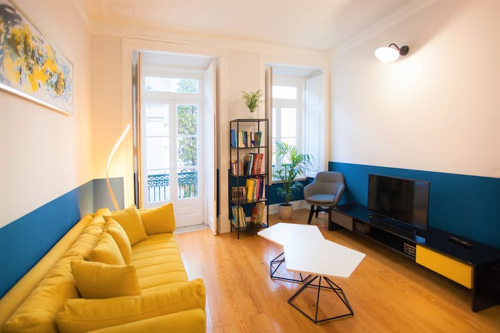 Apartment with Stunning View in Alfama