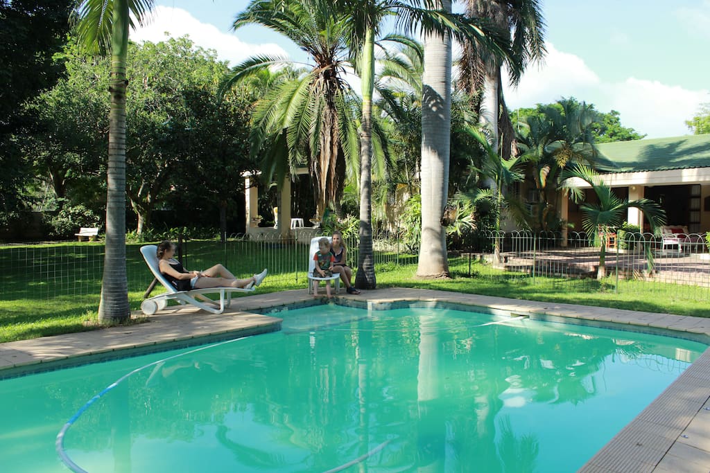 The pool area; an ideal place to relax!
