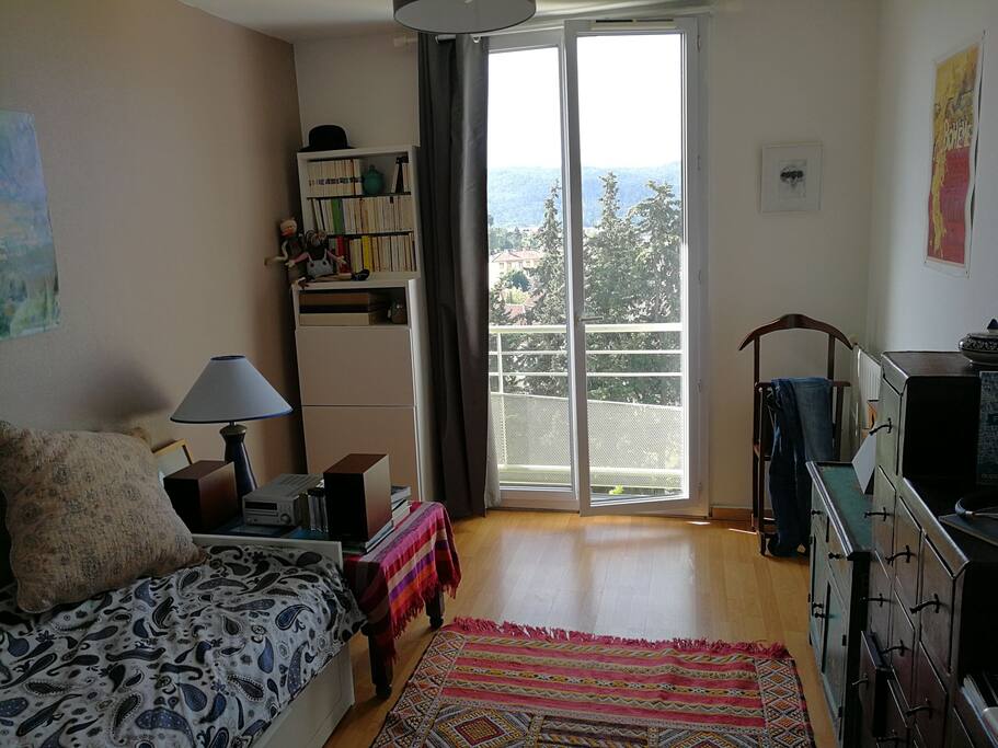 Chambre parents (le lit se dédouble)
