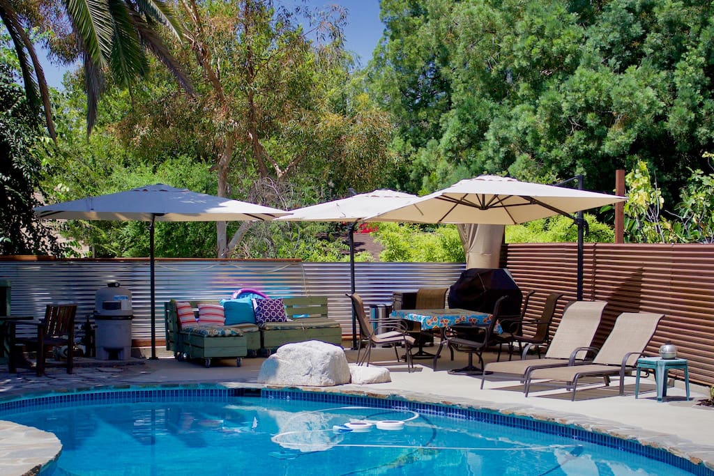 Updated! Pool, BBQ & Patio Available for guest use