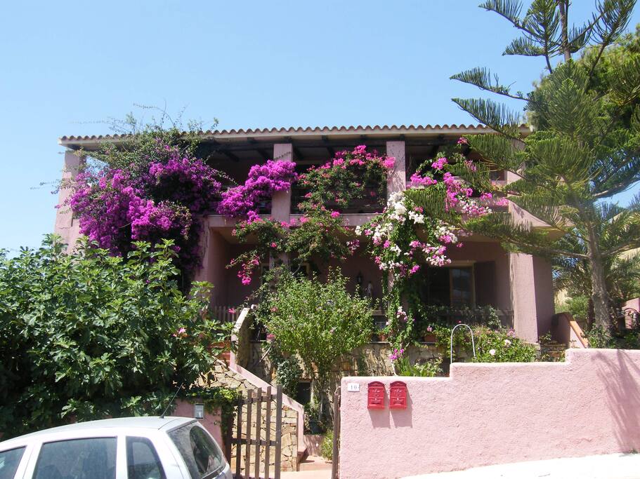 INGRESSO GIARDINO DALLA STRADA