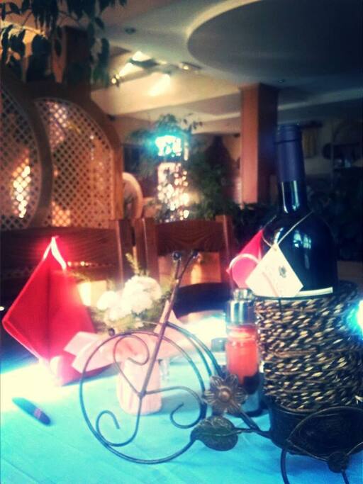 Restaurant inside