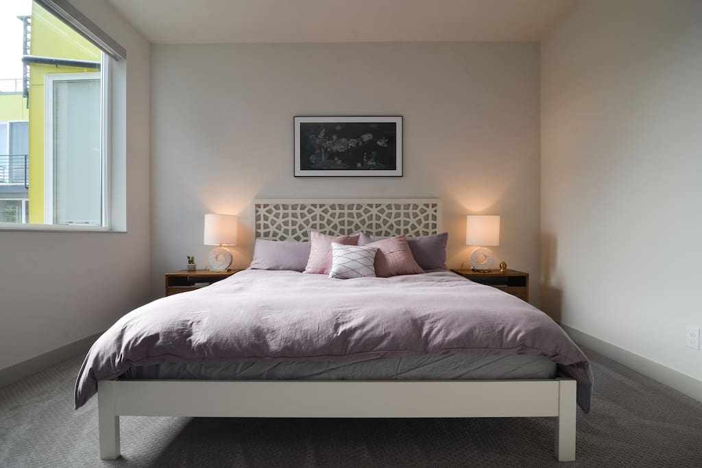 King size bed