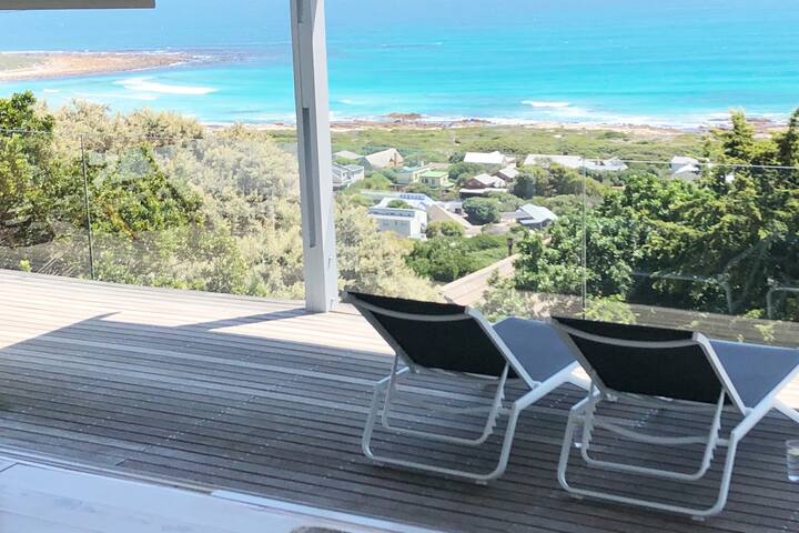 Sea Song has exquisite sea and mountain views gallery image 5