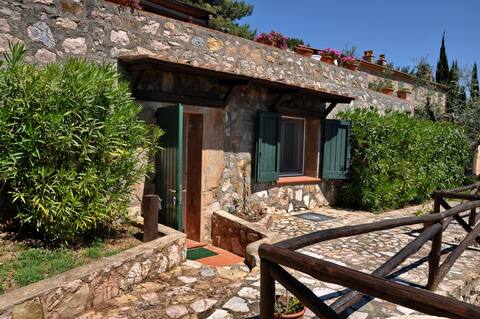 MAGICAL OASIS BETWEEN SEA AND MEDITERRANEAN SCRUB