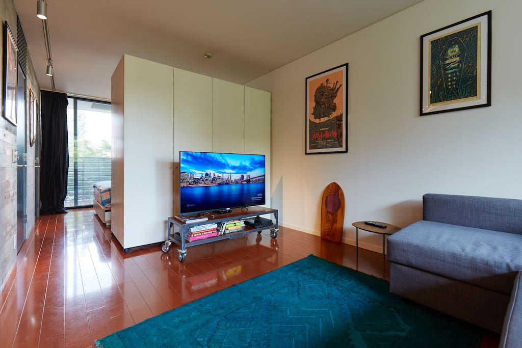Living Area & Hallway