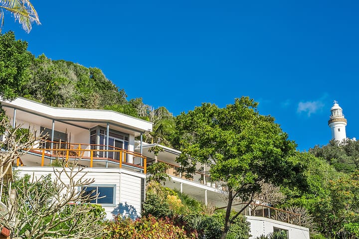 Byron Bay Accom – Wategos House – 13 Brownell Dr