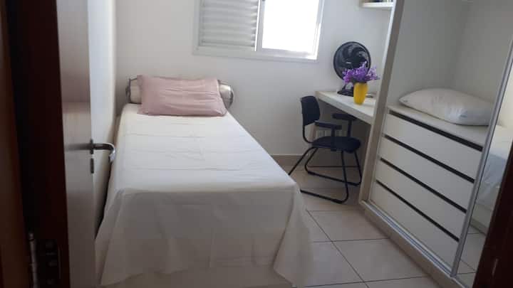 Vista de la habitación social (nueva)
