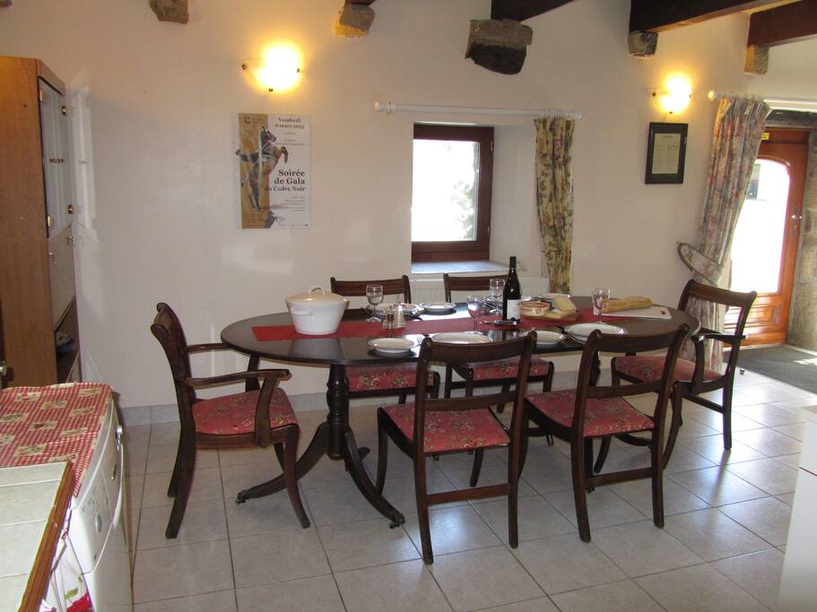 Formal Dining