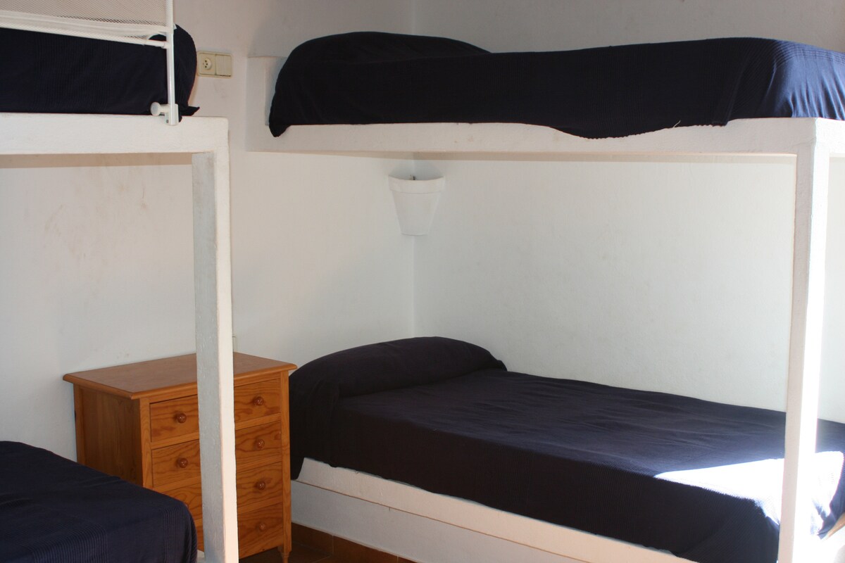 საძინებელი 4