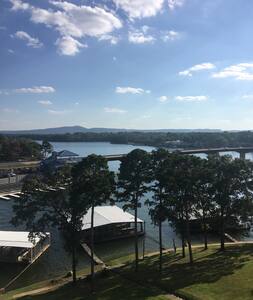 Luxury 1/1 condo that's gated and has covered parking on beautiful Lake Hamilton