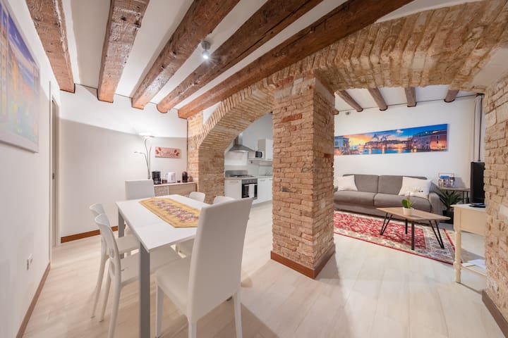 Ca’ del Pozzo Loft Apartment