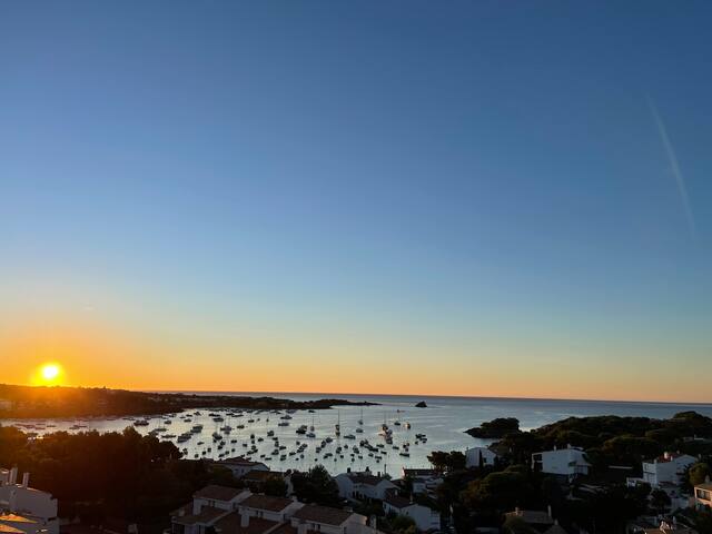 Duplex with outstanding sea views – WiFi Air Cond