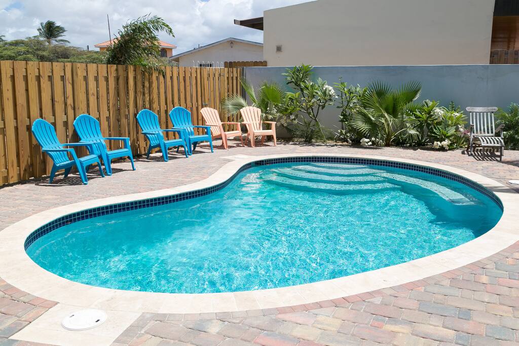 Azur Villa & Apartments Pool