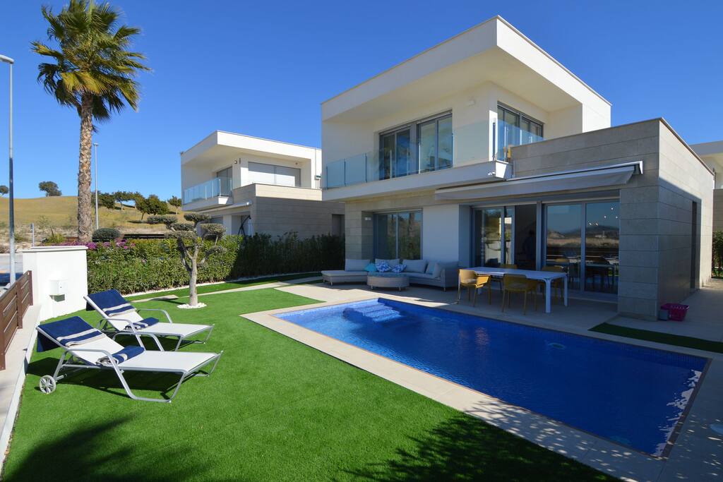 Luxurious Villa with Private Swimming Pool in Orihuela - 오리우엘라(Orihuela)의 빌라에서 살아보기, 스페인