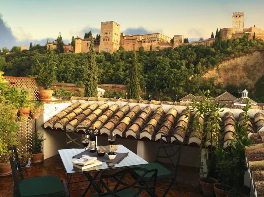 La Tinaja 62. Mirador a la Alhambra con amplia terraza privada