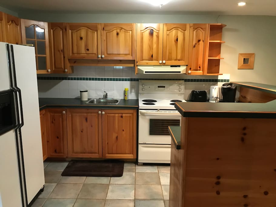 Kitchen with all appliances