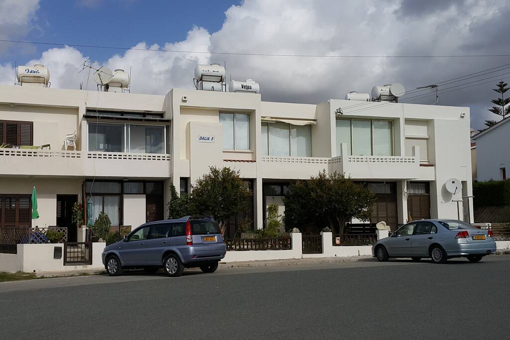 THEAPT BLOCK
DALIA 5.