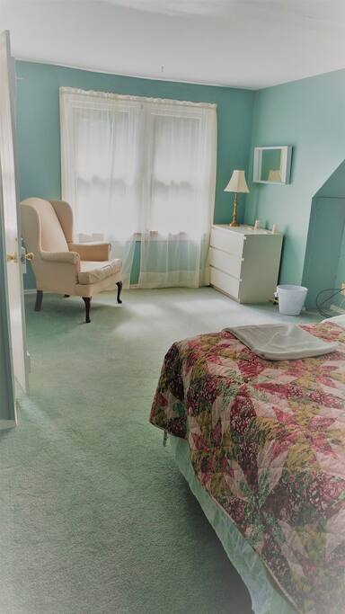 Upstairs queen bedroom