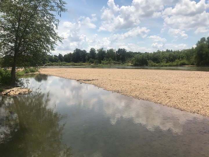 River Stone Cottage Cabins for Rent in Doniphan Township, Missouri