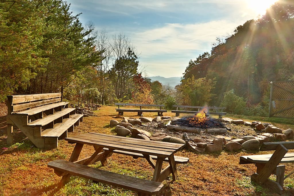 Ivy Falls (#9)-Resort Fire Pit