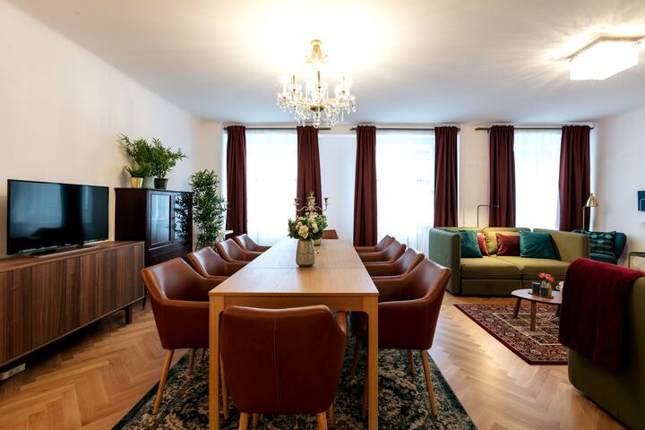 Elegant Apartment Vienna gallery image 3