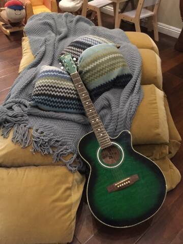 Shabby / Chic beach access Townhouse gallery image 2