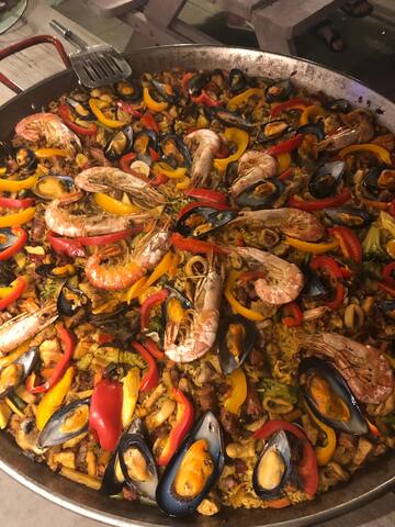 Aloha Beach House 8 Bedrooms in Parede Cascais gallery image 3