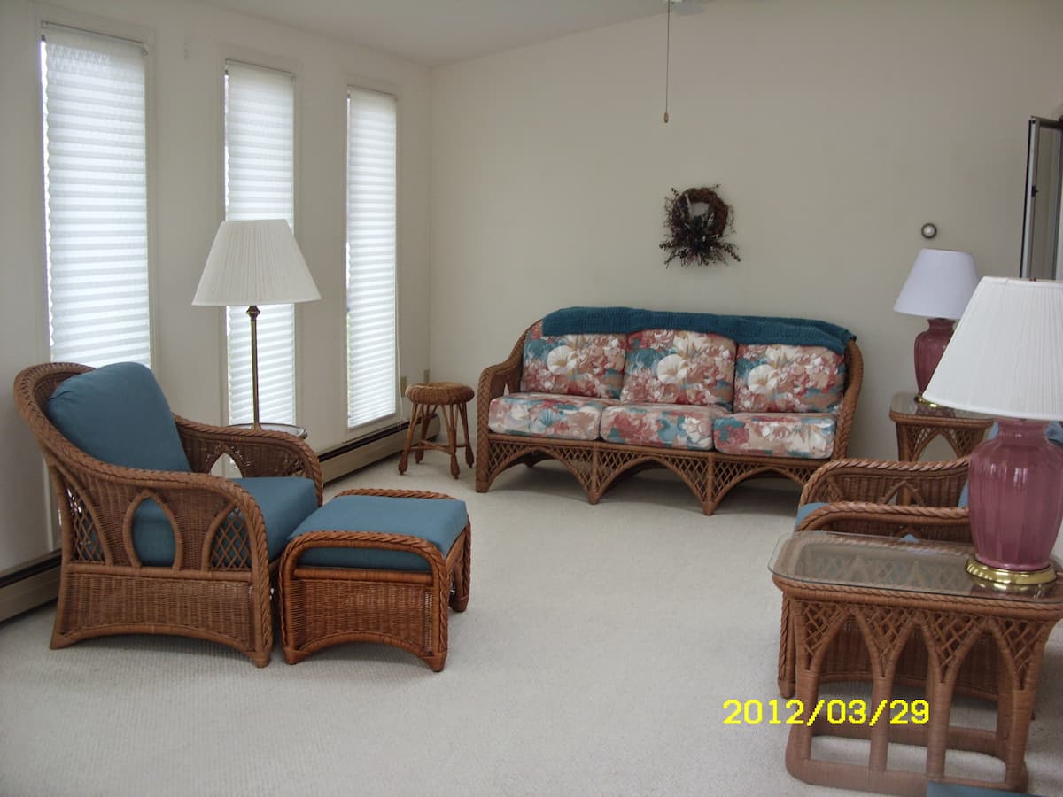 Island view cottage photo 5