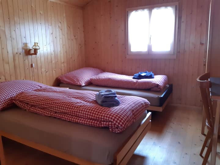 Schlafzimmer 2