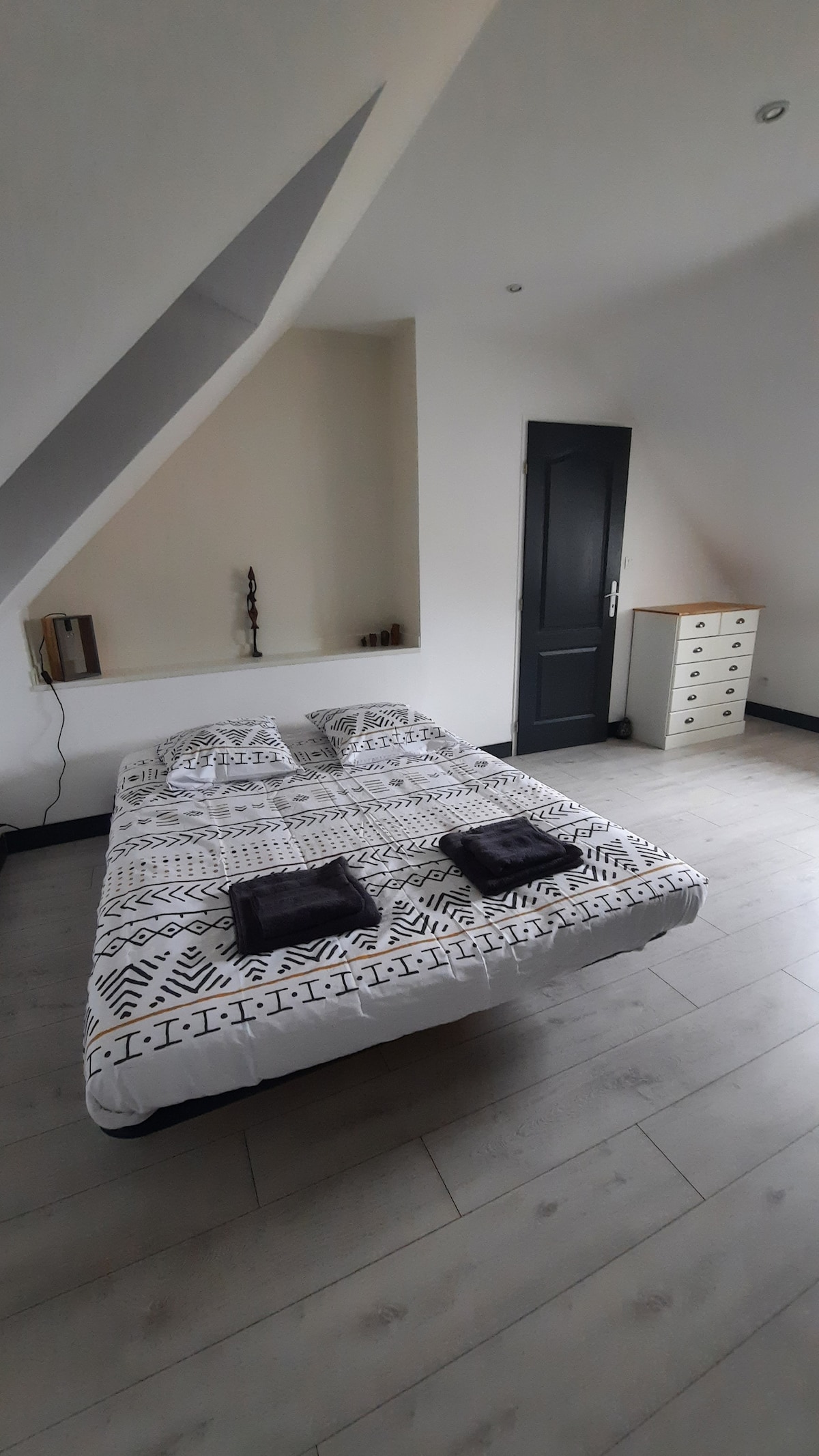 Habitación con cama doble 