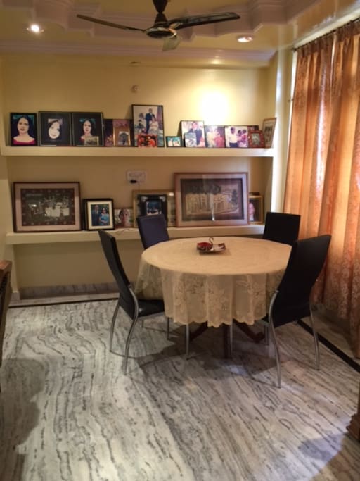 Dinning Table