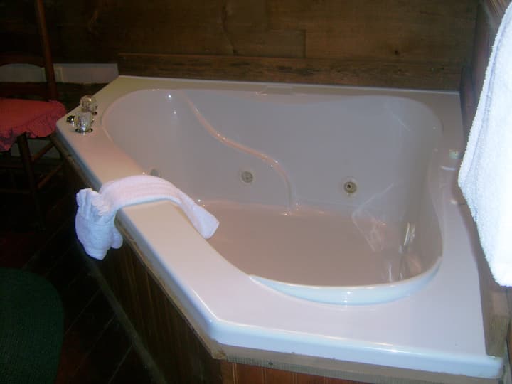 Ëndërrimtar ditor - Vaskë me vorbull në dhomën kryesore të gjumit