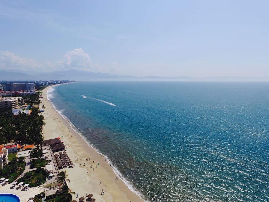 Flamingos Beach / Playa Flamingos