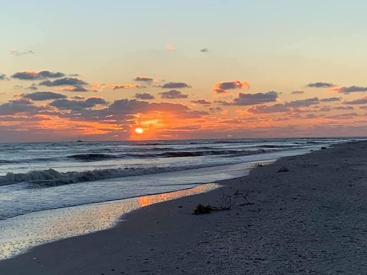1 Bed + Sanibel Waterfront Deluxe Remodel Lux+wifi - Sanibel, FL