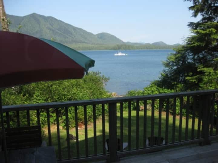 Ocean Dream Waterfront Cottage Tofino Chalets for Rent in Tofino