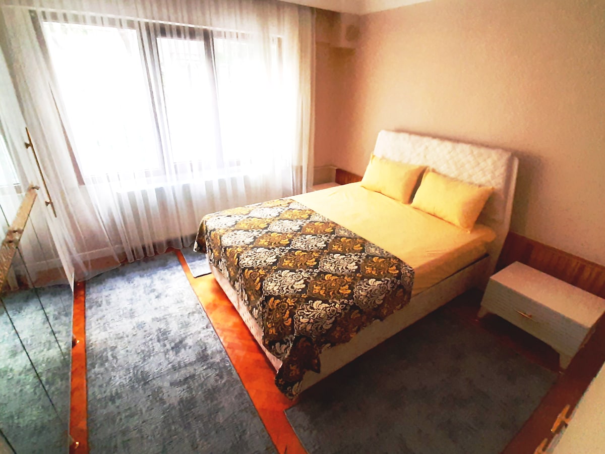 Chumba cha kitanda cha watu wawili