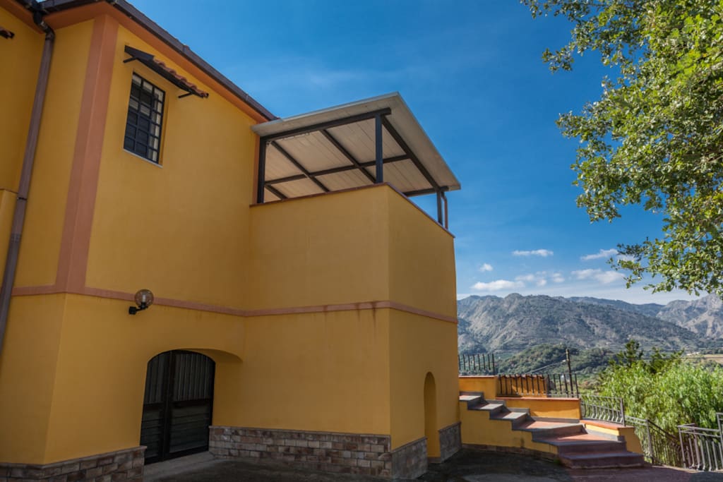 Esterno