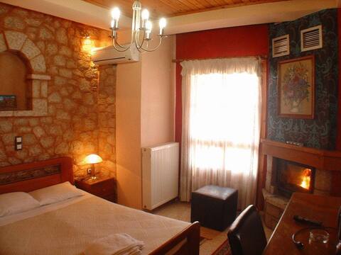 Double Room with View and Fireplace in Arachova