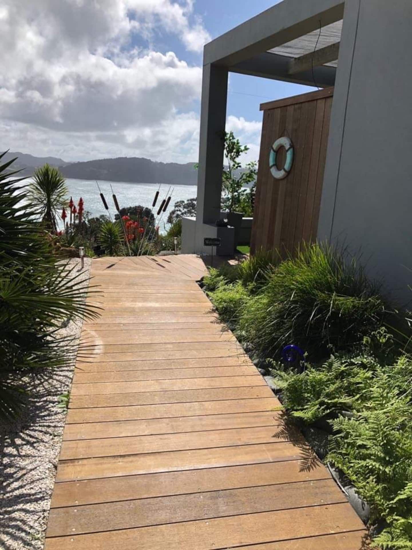 Hotvue For 4 At Hot Water Beach 2