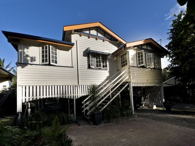 Single Room In Queenslander