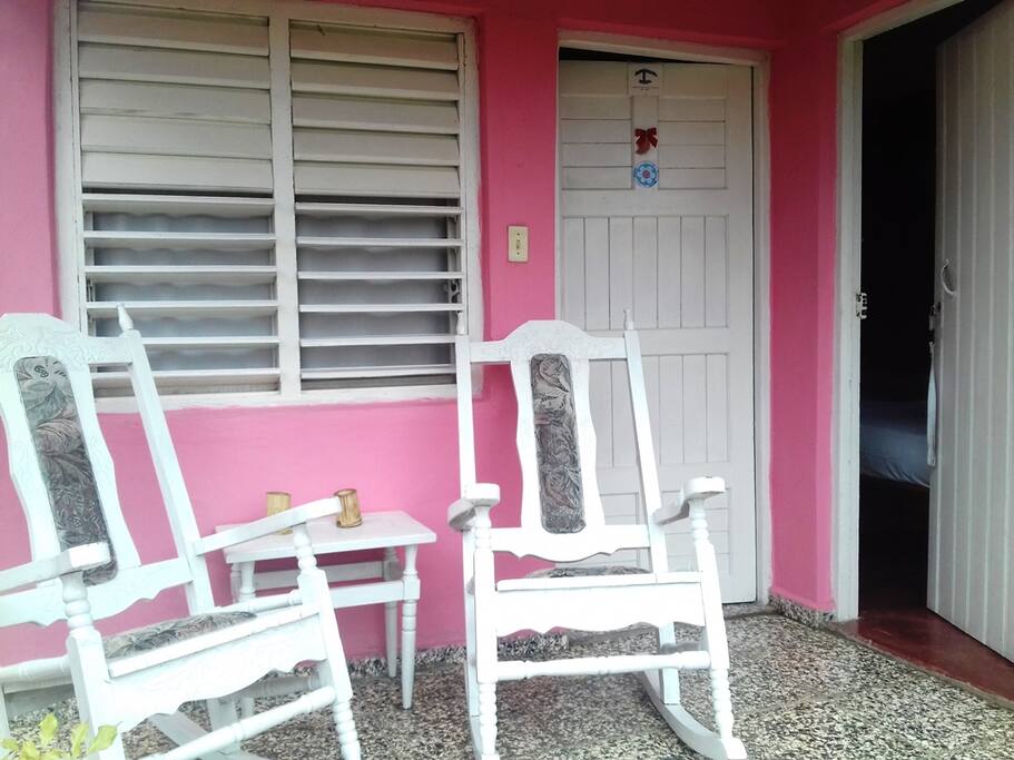 Portal frente a las Habitaciones